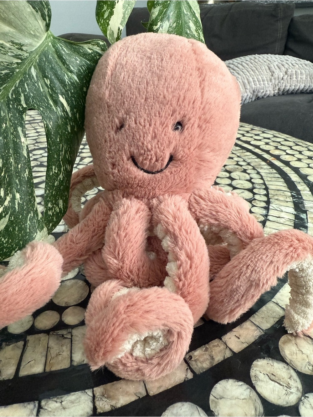 Odell Octopus Peach Blush Jellycat